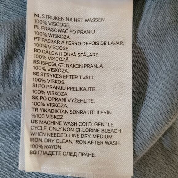 H&M Women's Blue Short Sleeve Shirt - Picture 10 of 11